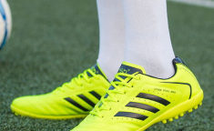 足球装备保养球鞋清洁方法