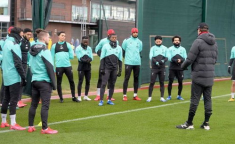 足球心理辅导年轻球员抗压培养